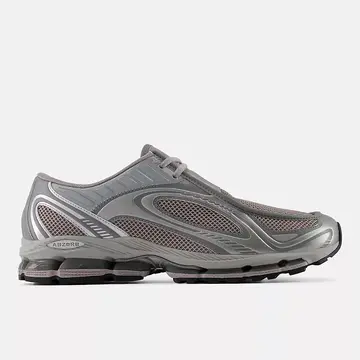 New Balance 1890A Mac Toe Truffle Salt Außenseite
