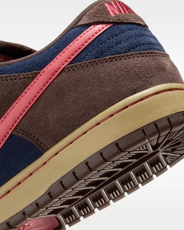 Nike SB Dunk Low Pro Baroque Brown Ferse Details