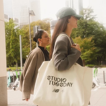 New Balance 740v2 Marsh Green Mood 2