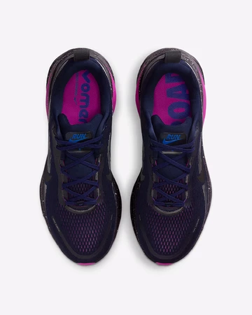 Nike Vomero 18 SE Obsidian & Hyper Violet von oben