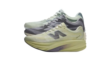 New Balance SuperComp Elite Pack