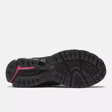 Bricks & Wood x New Balance 1906U Black Multi Sohle