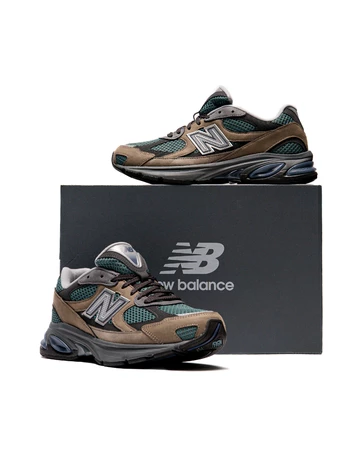 New Balance 2010 Vintage Khaki Paar und Box