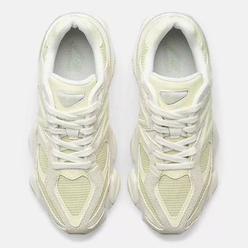 New Balance 9060 Pisctachio Butter