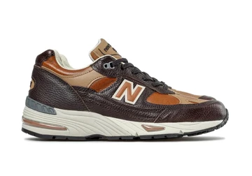 New Balance 991 Chocolate Plum Außenseite