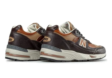 New Balance 991 Chocolate Plum Paar