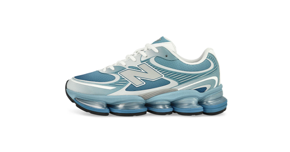 new-balance-2000-baby-blue- 