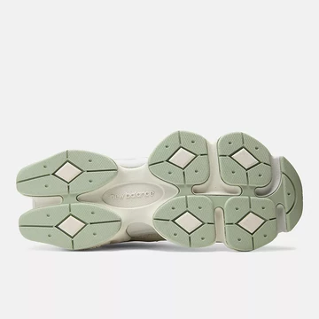 New Balance 9060 Pisctachio Butter