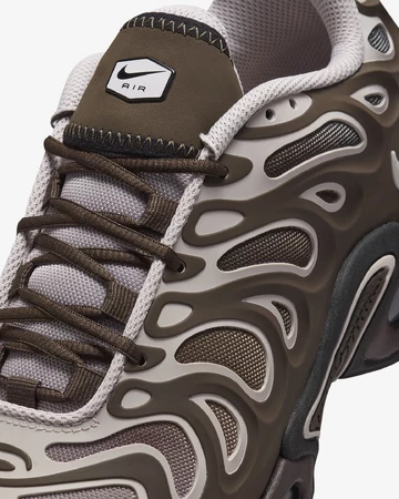 Air Max Plus Drift Baroque Brown Detail Laces