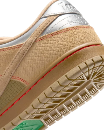 Nike SB Dunk Low Som Tum Ferse Details