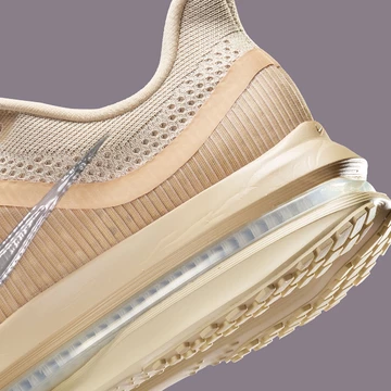 Nike Pegasus Premium Mushroom Detailbild