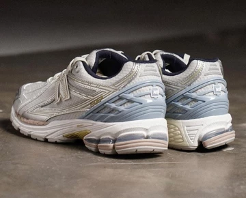 Der Kith New Balance 1906R White Blue von hinten