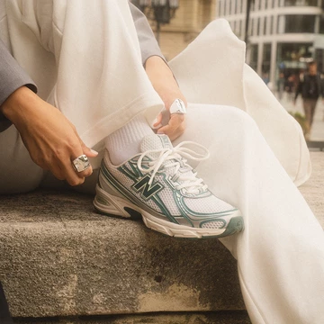 New Balance 740v2 Marsh Green worn