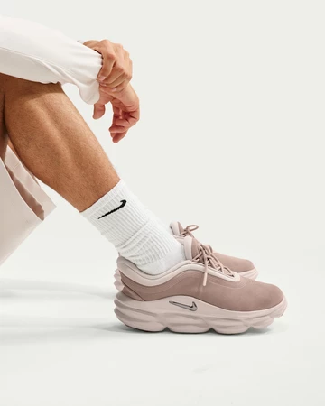 Nike 24.7 Sneaker Cream