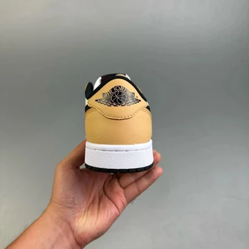 Jordan 1 Low Rookie of the Year Ferse 2