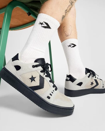 Converse AS-1 Pro Black Gum Pack Egret Tragebild Close up