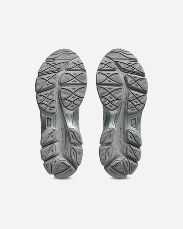 Cecilie Bahnsen x ASICS Gel-Cumulus 16 Silver Sohle