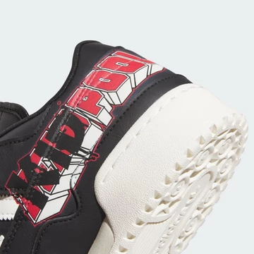 Marvel x adidas Forum 84 Low Deadpool Ferse Closeup