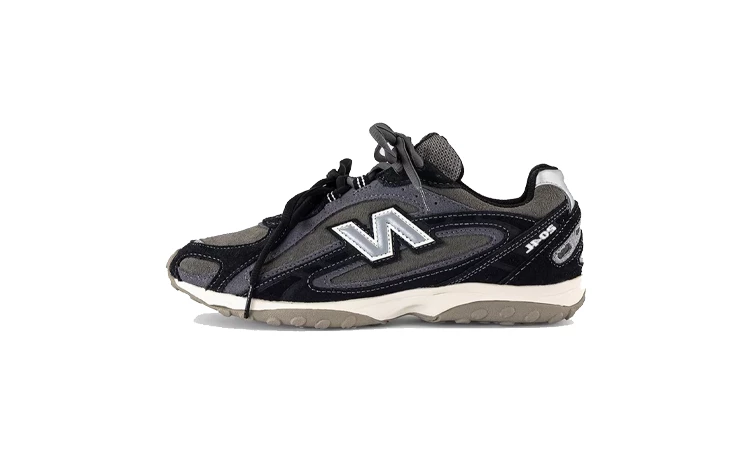 New Balance 204L Black Magnet