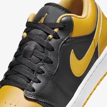 Jordan 1 Low Yellow Ochre Details Zunge