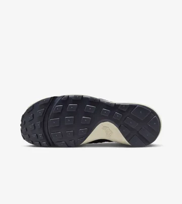 Nike Air Footscape Woven Marine Sohle