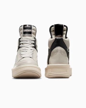 Der Rick Owens Converse Turbowpn Mid Pack in weiß von vorne und hinten