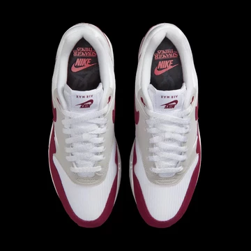 Stranger Things x Nike Air Max 1 Steve Harrington Paar
