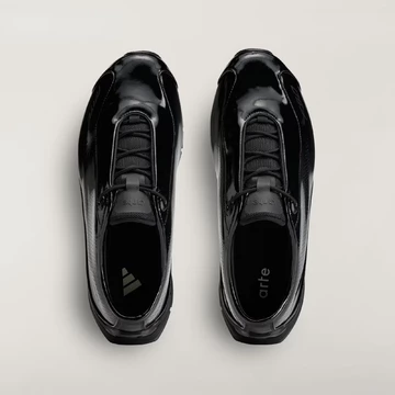 Arte Antwerp x adidas F50 Feather Patent Leather Black von oben