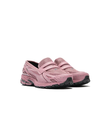 New Balance 1906L Rosewood schräg