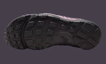 Nike Air Footscape Woven Beyond Pink Sohle