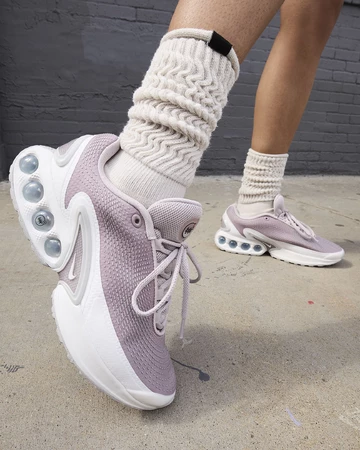 Air Max DN Platinum Violet