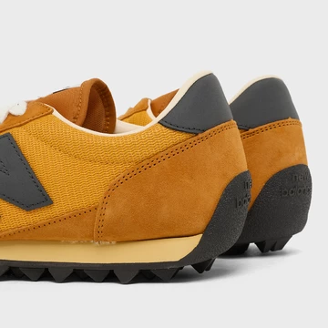 New Balance Gator Run Cider