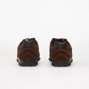 New Balance 204L Pumpernickel von hinten