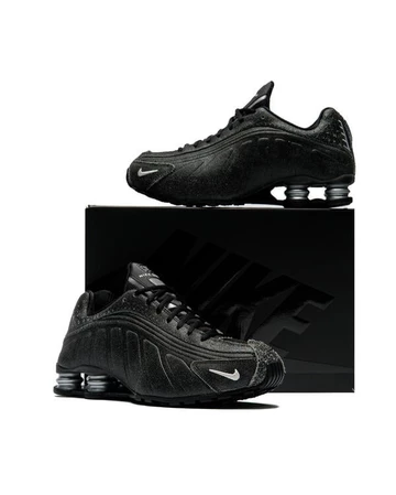 Nike Shox R4 Black Light Smoke Grey