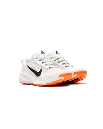 Nike ACG Pegasus Trail White schrä