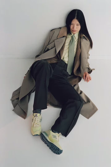 AURALEE x New Balance 475 Pack Mood 2