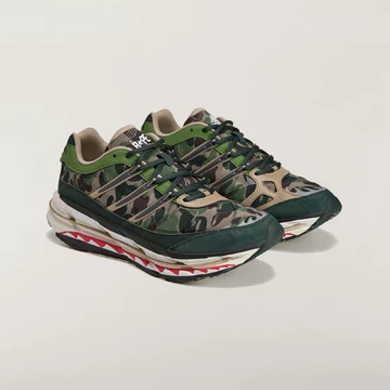 BAPE x adidas World Cup Adistar Paar