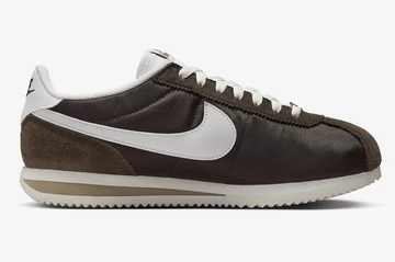 Die innenseite des Nike Cortez Baroque Brown