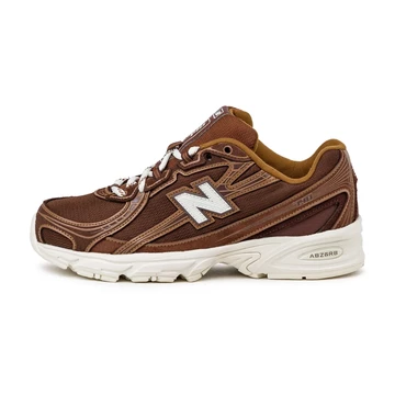 New Balance 740 Pumpernickel Außenseite