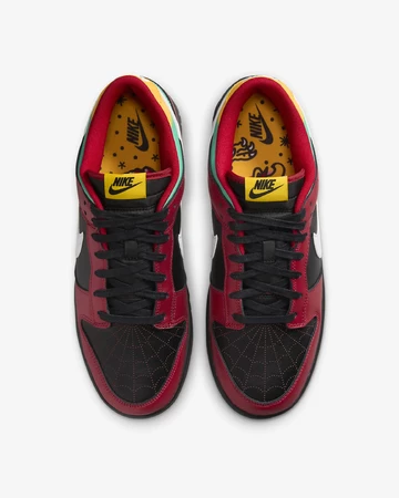 Dunk Low Biker Tattoos Paar von oben