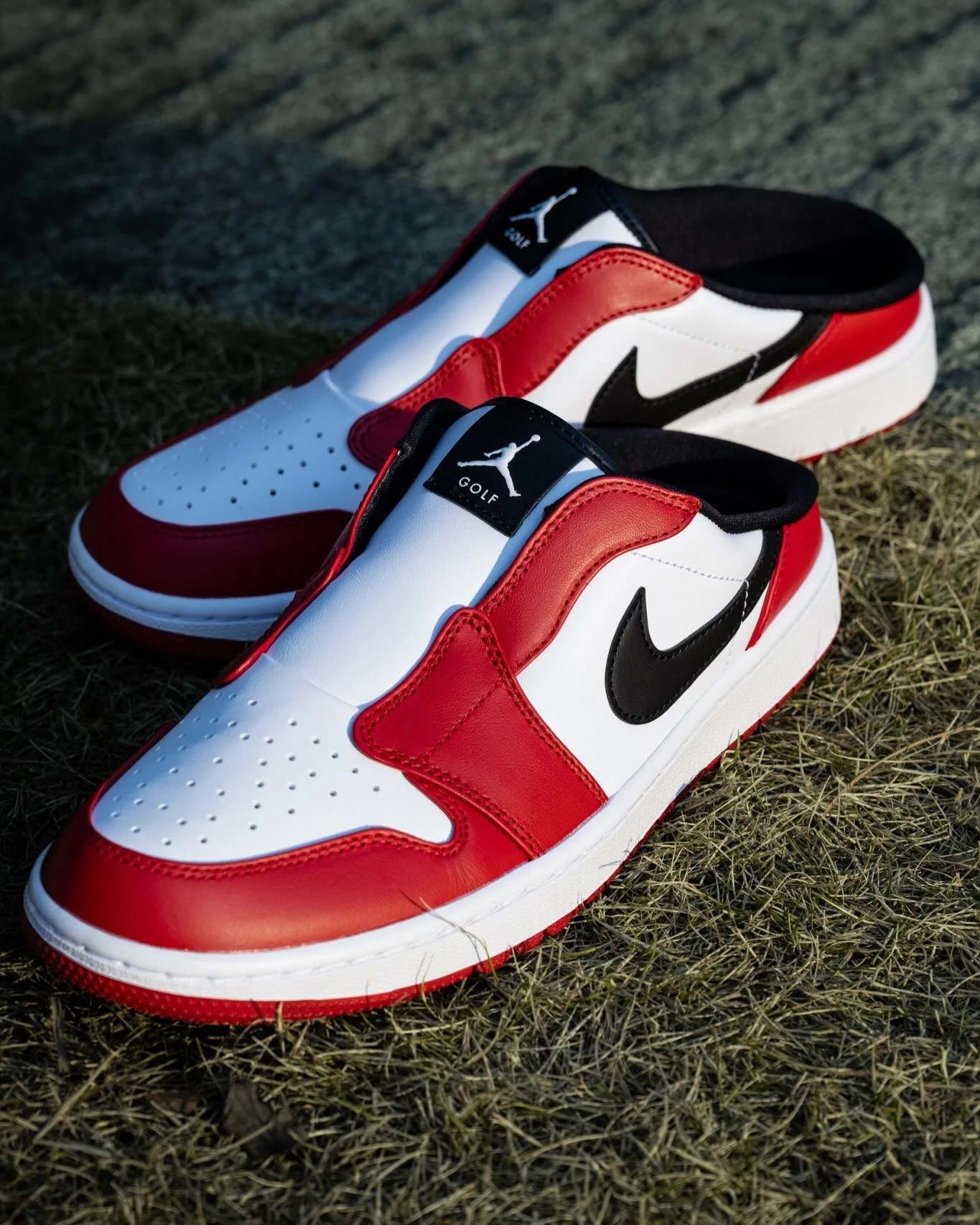 Air Jordan 1 Mule Golf Chicago FJ1214-101 | Dead Stock