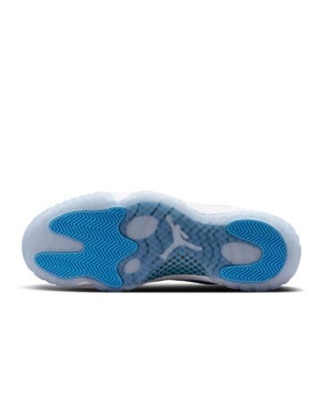 Air Jordan 11 Low University Blue Sohle
