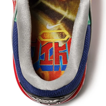 Nigo x Nike Air Force 3 Low Blue Void Innenseohle Details