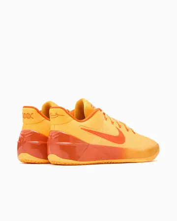 Nike Kobe A.D. Protro Laser Orange schräg