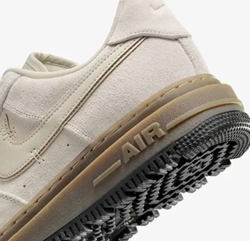 Air Force 1 LX Gum Dark Brown