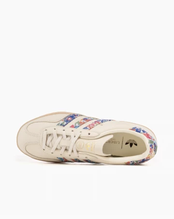 Liberty London x adidas Gazelle Indoor Beige Floral von oben
