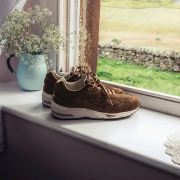 New Balance Made in the UK 991V1 Luxe Suede