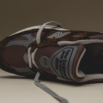New Balance 991v2 Chestnut Brown Mood 2