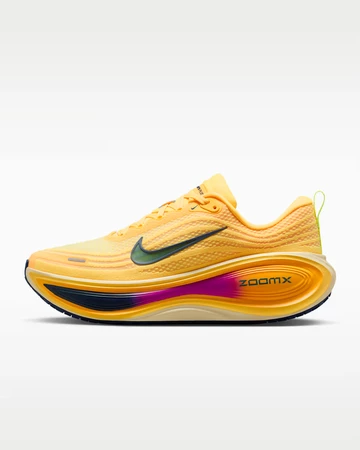 Nike Vomero Plus Citron Pulse Außenseite