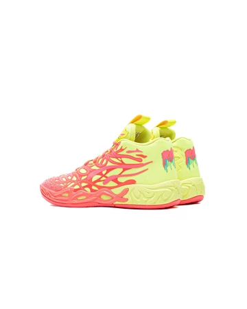 Puma MB.04 1Love schräg von hinten